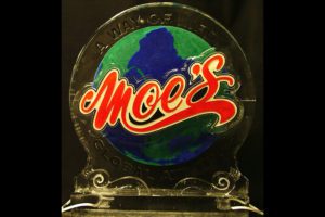 Closeup shot of the Moes Logo Ice Sculpture