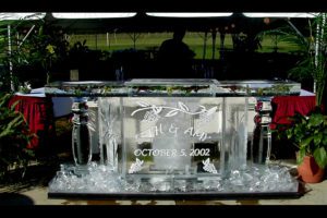 Seth and Amy Bar Counter Ice Sculpture